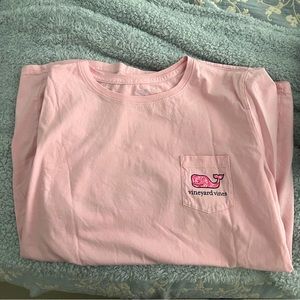 KIDS XL light pink vineyard vines t shirt 💗